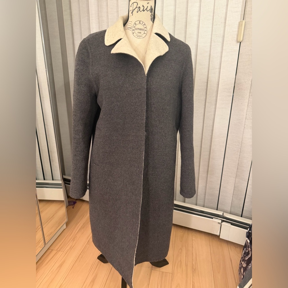 Banana Republic Wool Coat in Cream and Gray - Picture 4 of 13